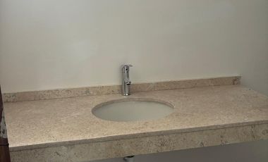 Capri Cholul, Modelo 210