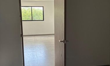 Capri Cholul, Modelo 225