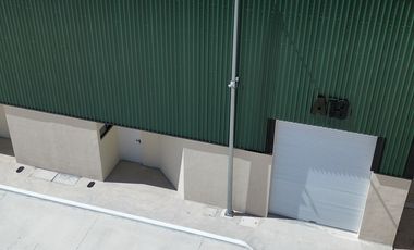 Bodega en parque sobre carretera a cancun