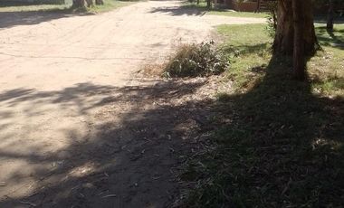 Casa Duplex en Mar Del Tuyu - 2 dormitorios - patio con parrilla - APTO CREDITO