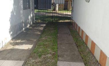 Casa Duplex en Mar Del Tuyu - 2 dormitorios - patio con parrilla - APTO CREDITO