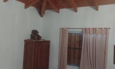 Casa Duplex en Mar Del Tuyu - 2 dormitorios - patio con parrilla - APTO CREDITO