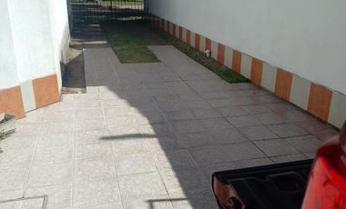 Casa Duplex en Mar Del Tuyu - 2 dormitorios - patio con parrilla - APTO CREDITO