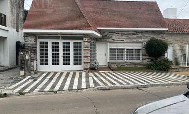 Casa en  Lomas de Zamora