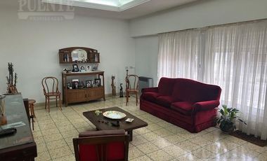 Casa en  Lomas de Zamora