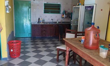 Depósito en venta - 2 Galpones - Rosario