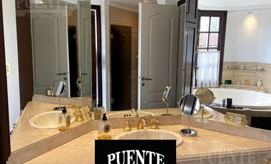 Importante Chalet en Venta en Monte Grande sobre lote de 1400 m2