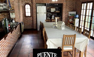 Importante Chalet en Venta en Monte Grande sobre lote de 1400 m2