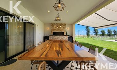 VENTA CASA 4 DORMITORIOS AREA 60  LA VICTORIA