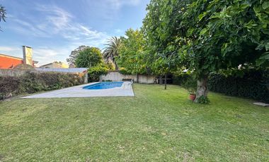 Casa 5 ambientes con pileta
