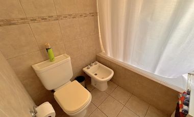 Propiedad en 2 Plantas a la Venta en Altos de Hudson I