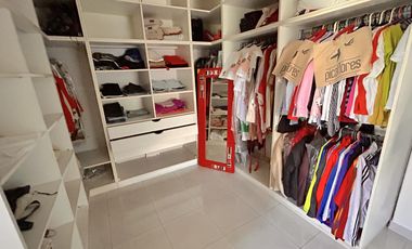 Propiedad en 2 Plantas a la Venta en Altos de Hudson I