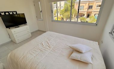 Propiedad en 2 Plantas a la Venta en Altos de Hudson I