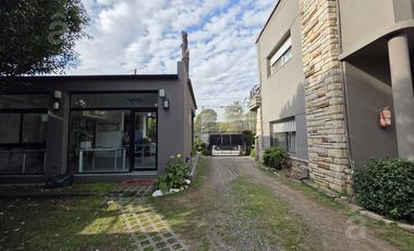 Casa en Venta en San Andrés - Sobre Lote 986 m2