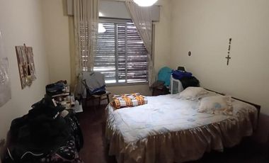 Casa en venta - 3 Dormitorios 1 Baño - Quilmes