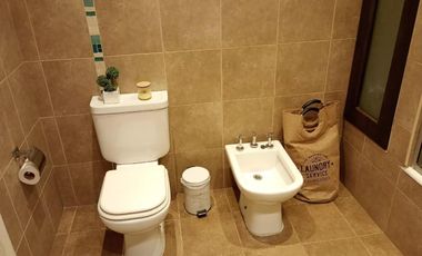 Departamento en venta - 2 Dormitorios 1 Baño - 112Mts2 - Bernal