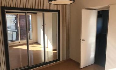 Departamento en venta - 2 Dormitorios 1 Baño - Ramos Mejía