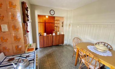 VENTA CASA 3 AMB 207 M2 VALENTIN ALSINA