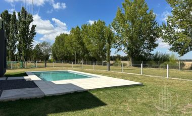 Casa en  La Magdalena - Canning