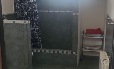 CASA EN VENTA 4 amb / mas   1 depto de 2 ambientes/o quincho  terreno propio APTO CREDITO