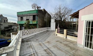 4 amb c/garage pasante y depósito - Venta Directa - Oportunidad!!!