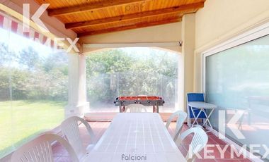 VENTA CASA DE 3 DORMITORIOS EN MIRALAGOS