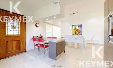 VENTA CASA DE 3 DORMITORIOS EN MIRALAGOS