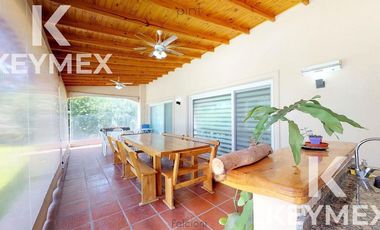 VENTA CASA DE 3 DORMITORIOS EN MIRALAGOS