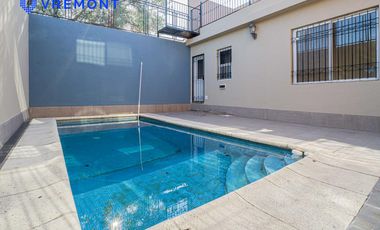 Lisandro Mendez 3400. Triplex en venta de 4 amb. Pileta. Remedios de Escalada.