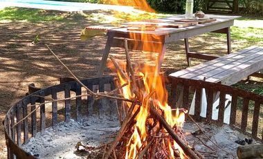 Las Chacras - Ing Maschwitz | ALQUILER DE VERANO | Encantadora Casa de Madera c/Hermoso Jardin