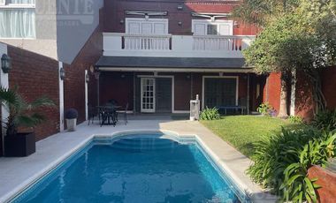 Casa en Lomas Este