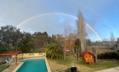 Casa en venta - 4 Dormitorios 4 Baños - 3.000Mts2 - La Plata