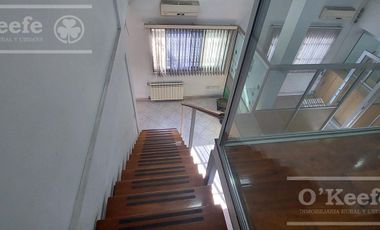 NAVE INDUSTRIAL EN VENTA- FCIO. VARELA