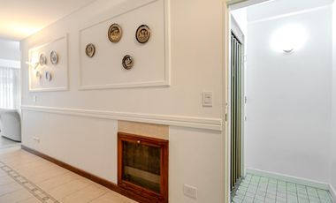 VENTA - 6 AMBIENTES - DEPENDENCIA - APTO PROF. - BALCÓN CORRIDO - 2 PATIOS - BAULERA - RECOLETA