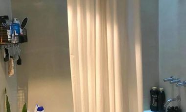 A 3/c de Av. Maipú, Casa en 2 Plantas, 5 Amb. con Fondo, Piscina y Cochera