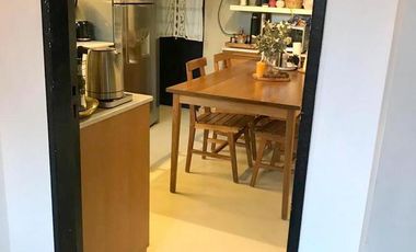 A 3/c de Av. Maipú, Casa en 2 Plantas, 5 Amb. con Fondo, Piscina y Cochera