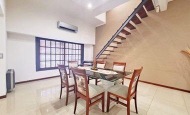 VENTA CASA 5 AMB GARAGE PISCINA JARDIN LANUS OESTE