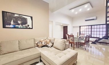 VENTA CASA 5 AMB GARAGE PISCINA JARDIN LANUS OESTE