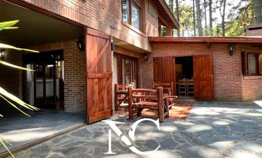 Casa en venta en Pinamar 5 amb a 300mts del mar