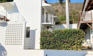 Casa en zona Residencial el Hujal (condominio)  renta