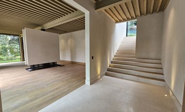 Casa nueva en venta en Club de Golf los Encinos