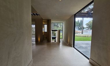 Casa nueva en venta en Club de Golf los Encinos