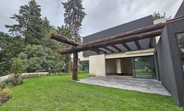 Casa nueva en venta en Club de Golf los Encinos