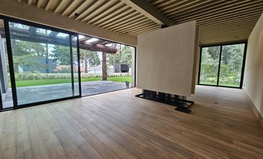 Casa nueva en venta en Club de Golf los Encinos