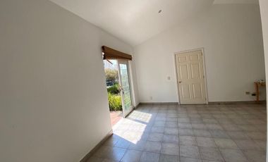 Casa en venta en Los Robles a precio de oportunidad