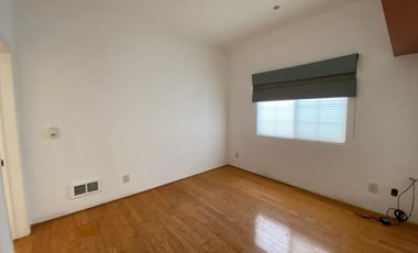 Casa en venta en Los Robles a precio de oportunidad