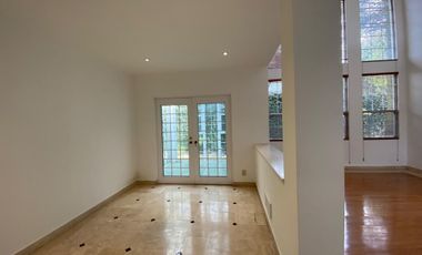 Casa en venta en Los Robles a precio de oportunidad