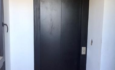 EXCELENTE mono  en moderno edificio - Posibilidad de cochera - Apto Crédito!!