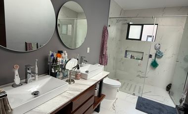 Casa en venta en lomas verdes