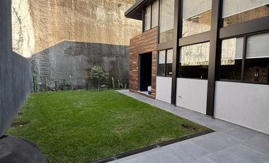 Casa en venta en lomas verdes